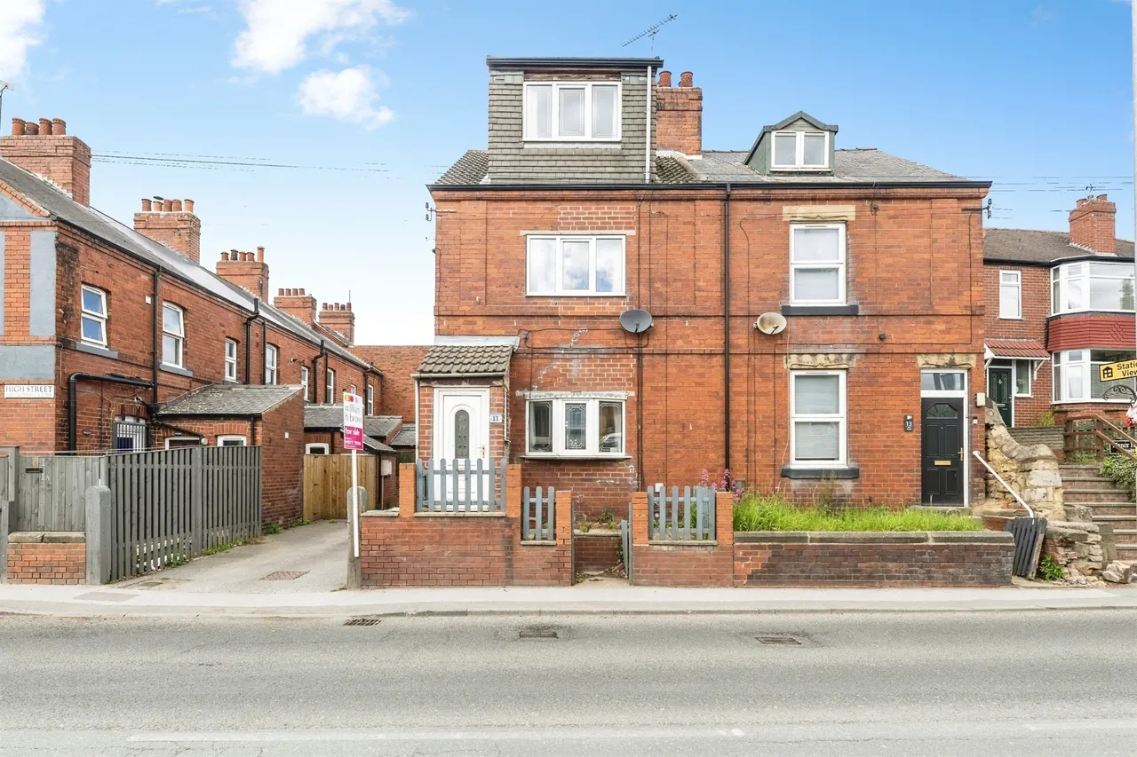 3 bed house for sale — High Street, South Elmsall, Pontefract