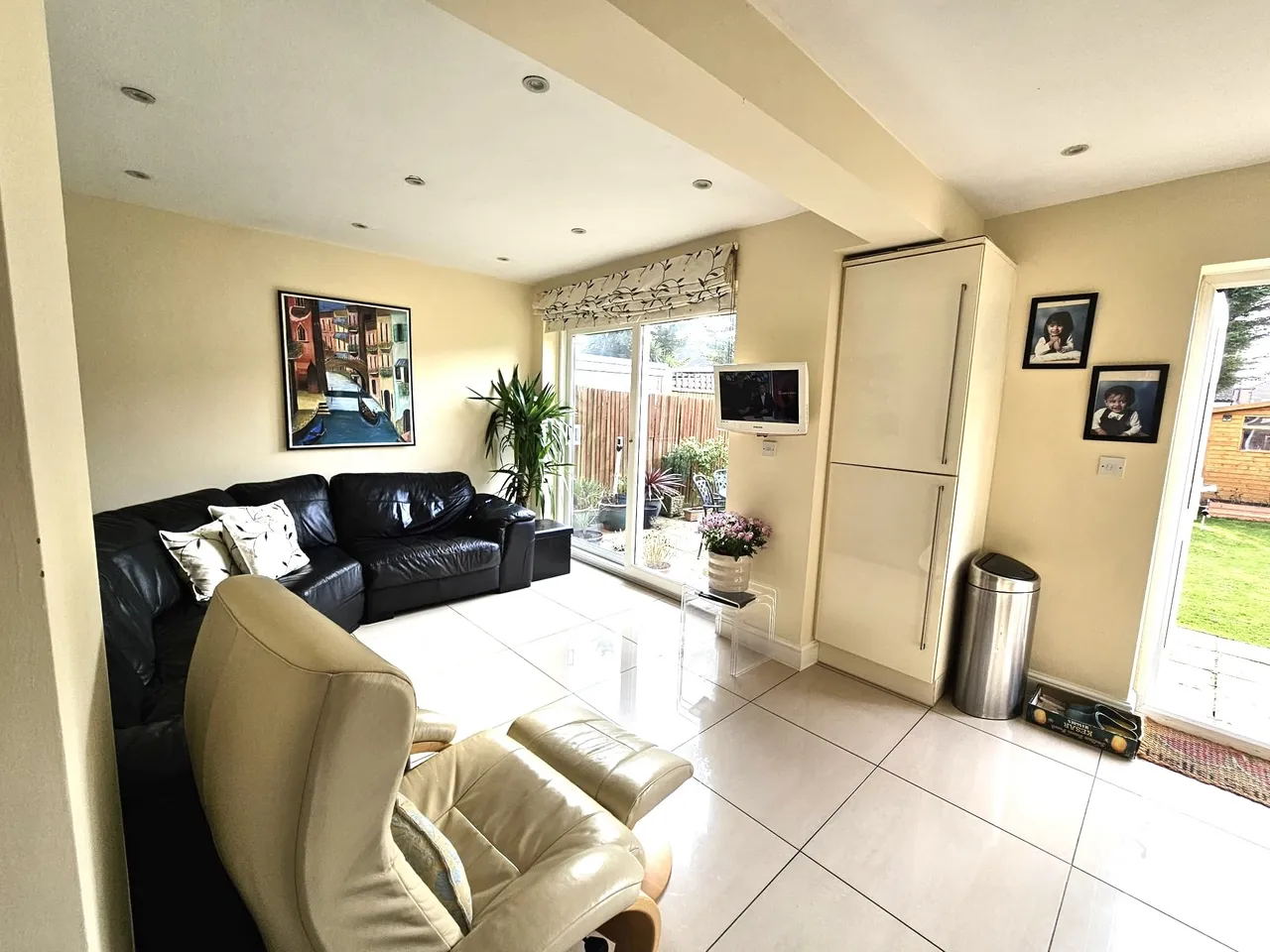 Francklyn Gardens, Edgware, HA8, photo 6