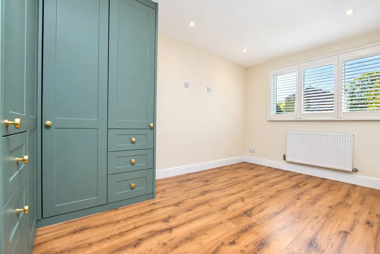 Barnwood Road, Guildford, GU2, photo 4