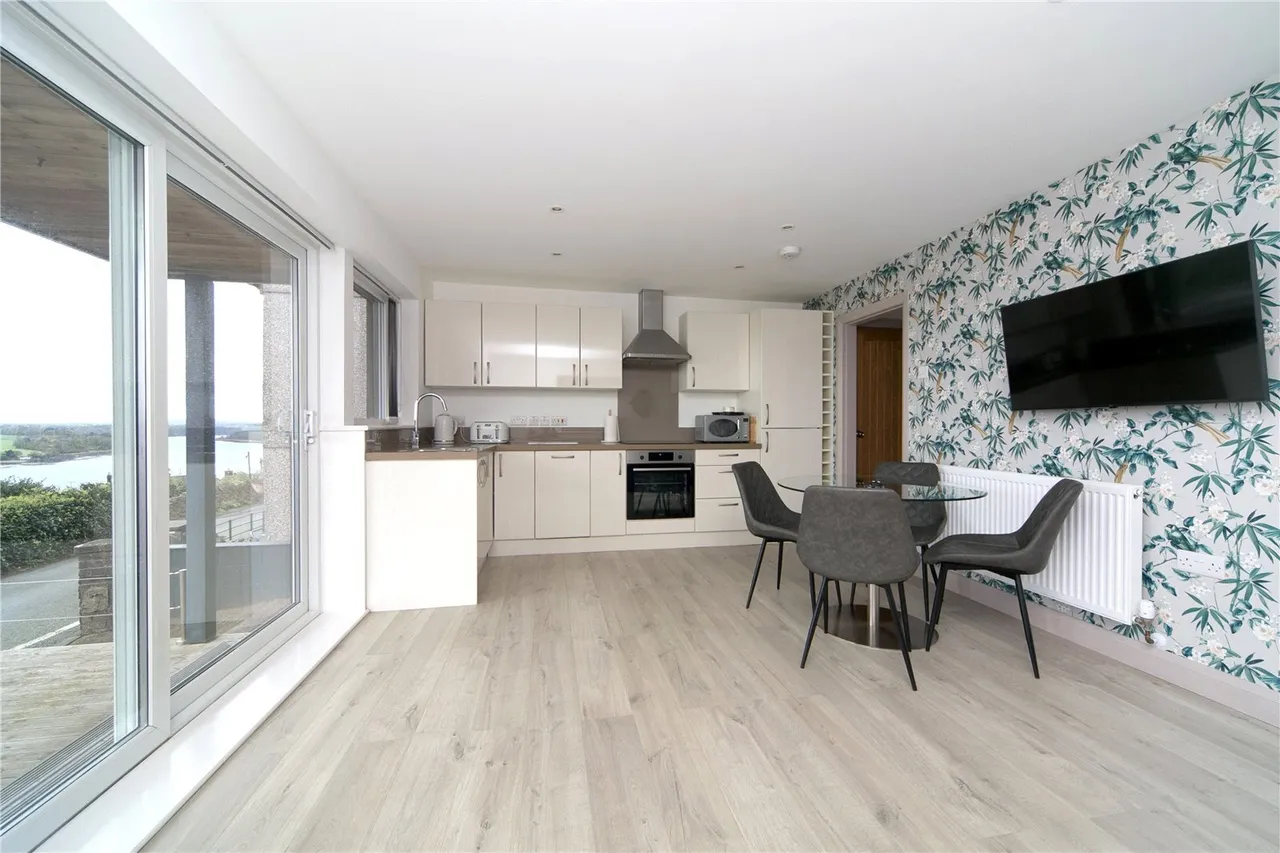 Helen Terrace, Y Felinheli, LL56, photo 5