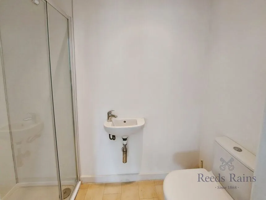 Clifford Road, Wilmslow, Cheshire, SK9, photo 11