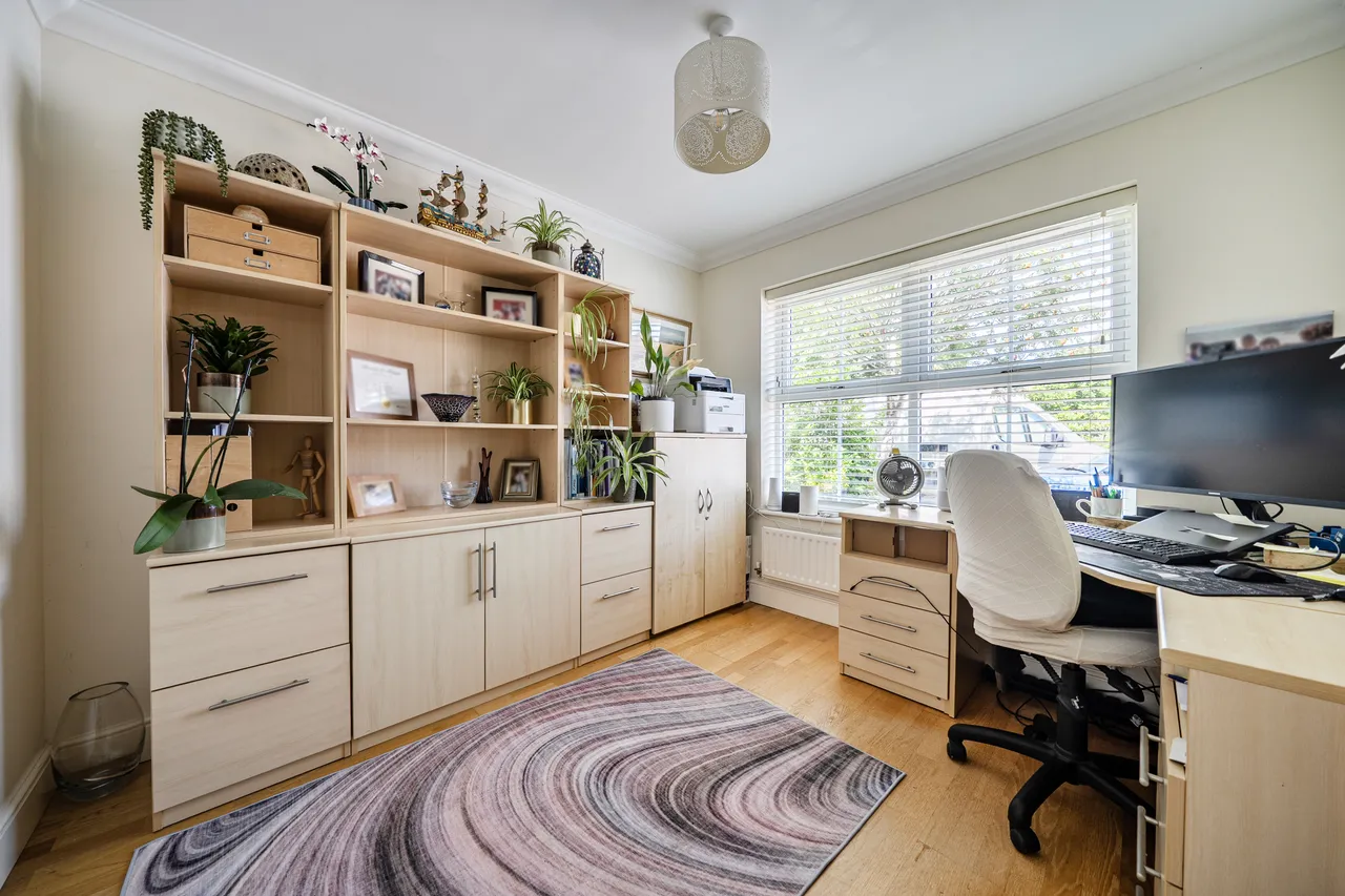 Greenacres Drive, Winchester, SO21, photo 6
