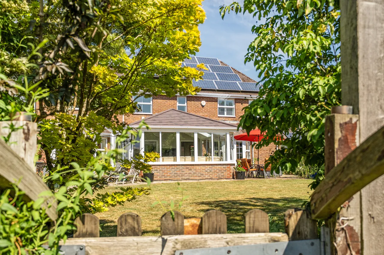 Greenacres Drive, Winchester, SO21, photo 9