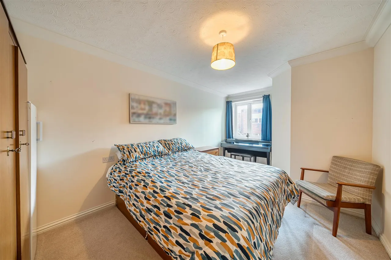 High Street, Rickmansworth, WD3, photo 11