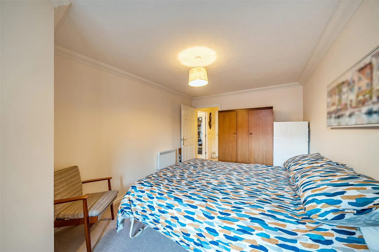 High Street, Rickmansworth, WD3, photo 12