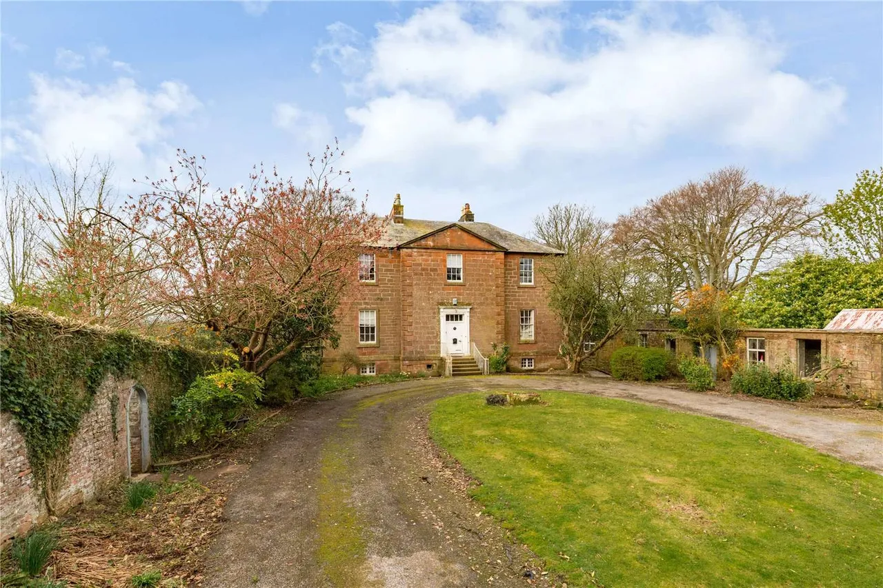 Milnhead House, Kirkmahoe, Dumfries, Dumfries and Galloway, DG1 1SY, photo 4