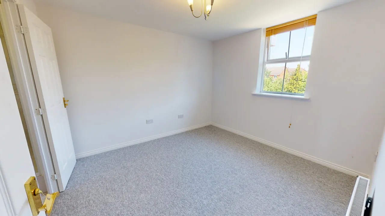 Brosnan Drive, Cheltenham, photo 11
