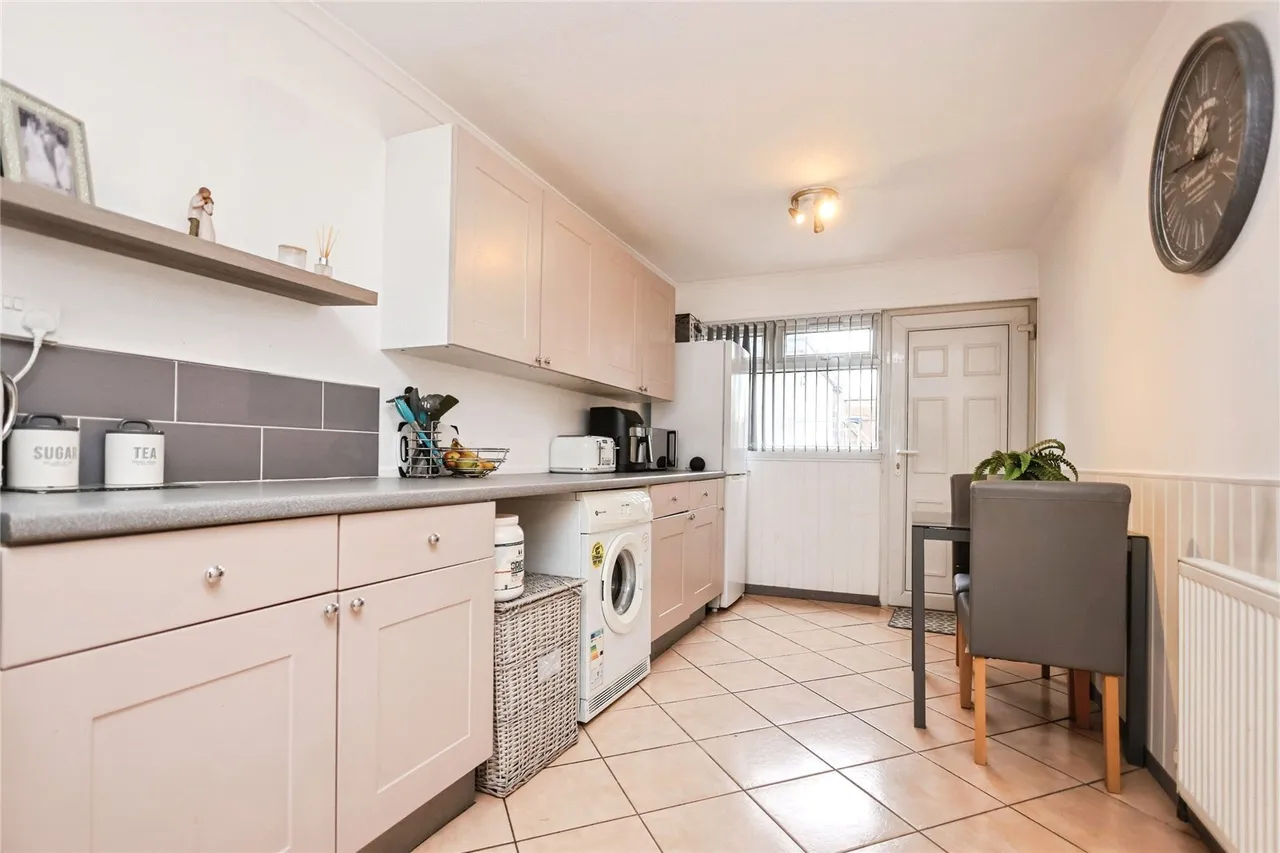 Plane Grove, Birmingham, B37, photo 3