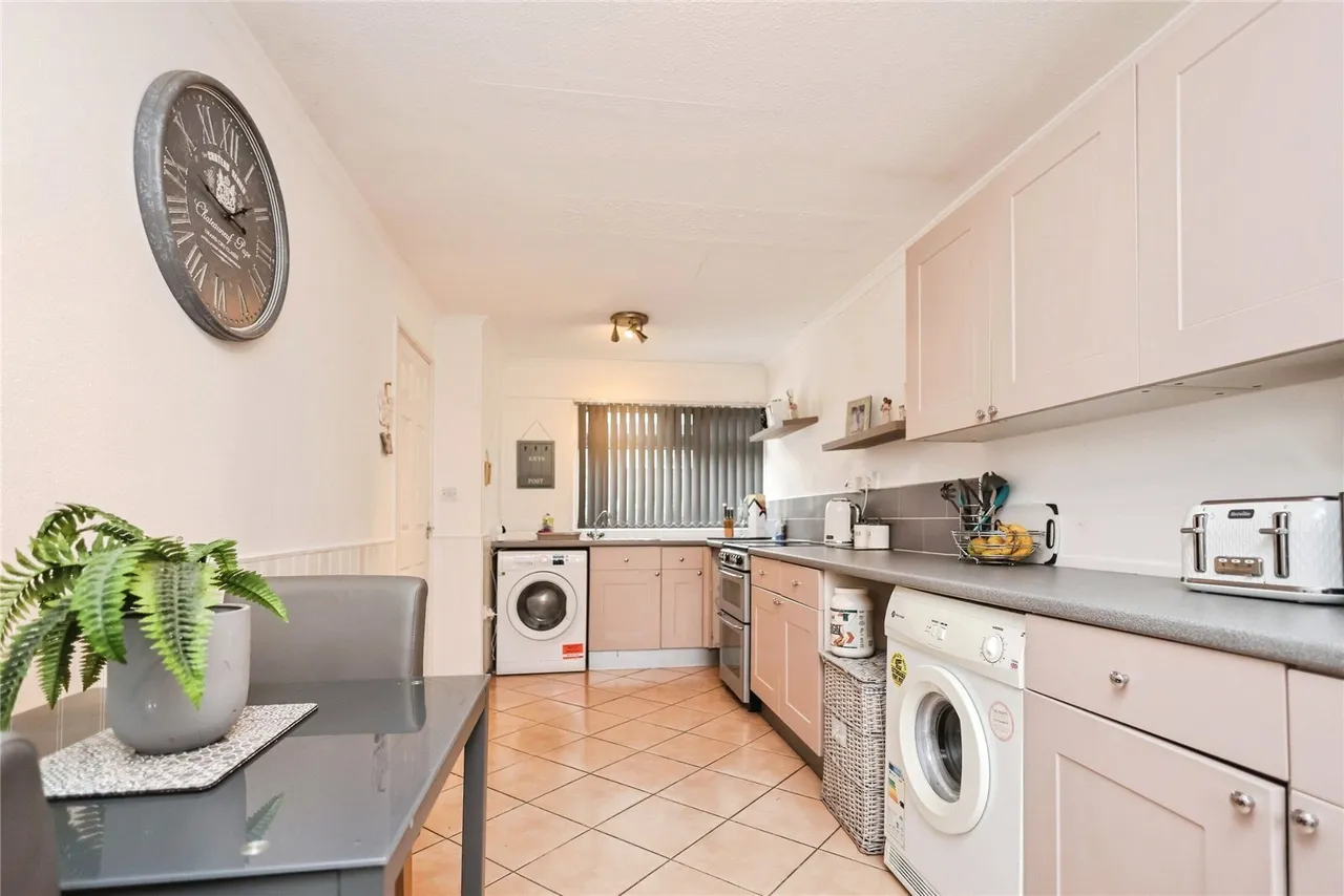 Plane Grove, Birmingham, B37, photo 4