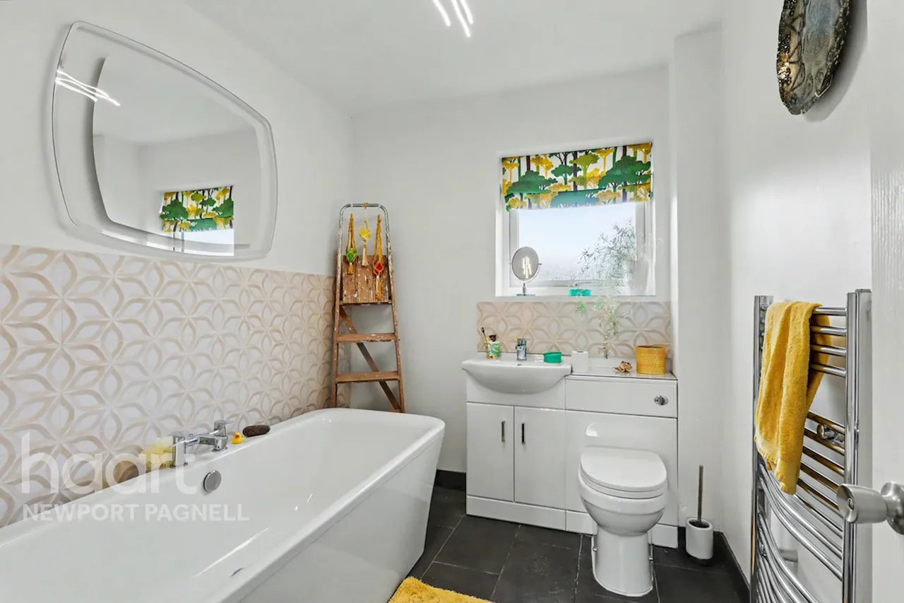 Dart Close, Newport Pagnell, MK16, photo 22