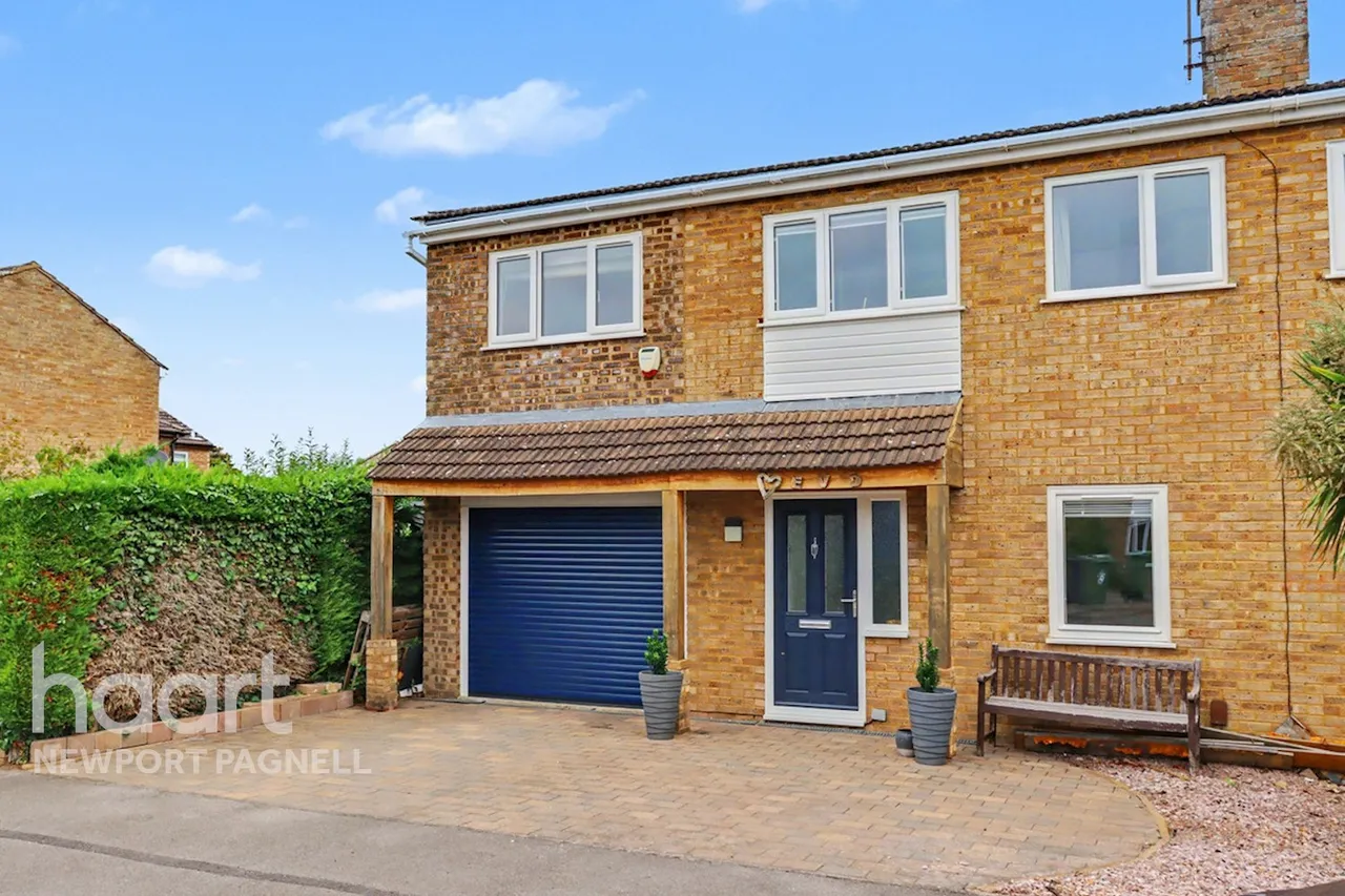 Dart Close, Newport Pagnell, MK16, photo 26