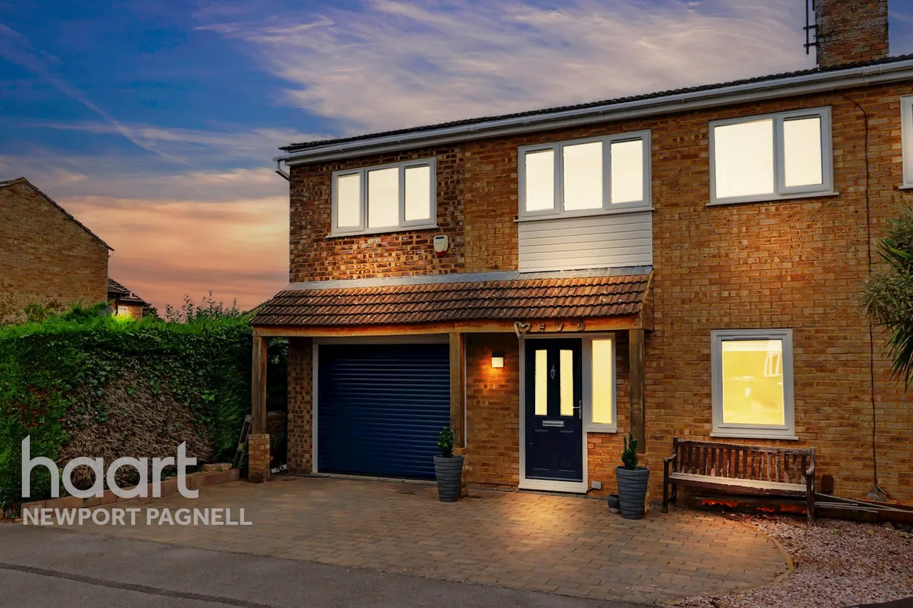 Dart Close, Newport Pagnell, MK16, photo 27