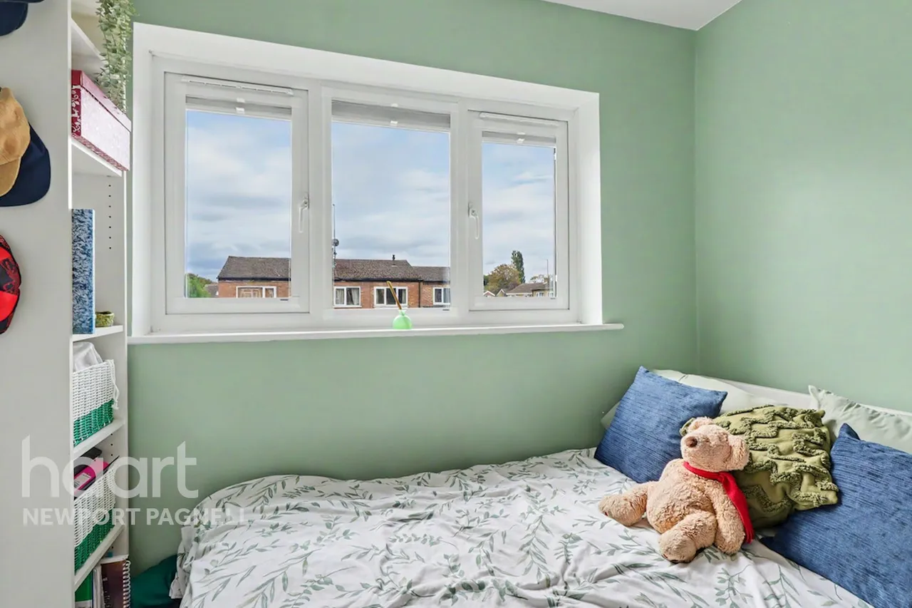 Dart Close, Newport Pagnell, MK16, photo 20