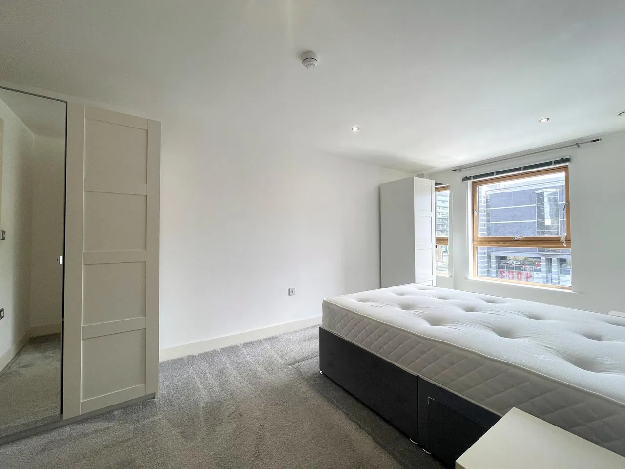 Mackenzie House, Chadwick Stre, LS10, photo 6