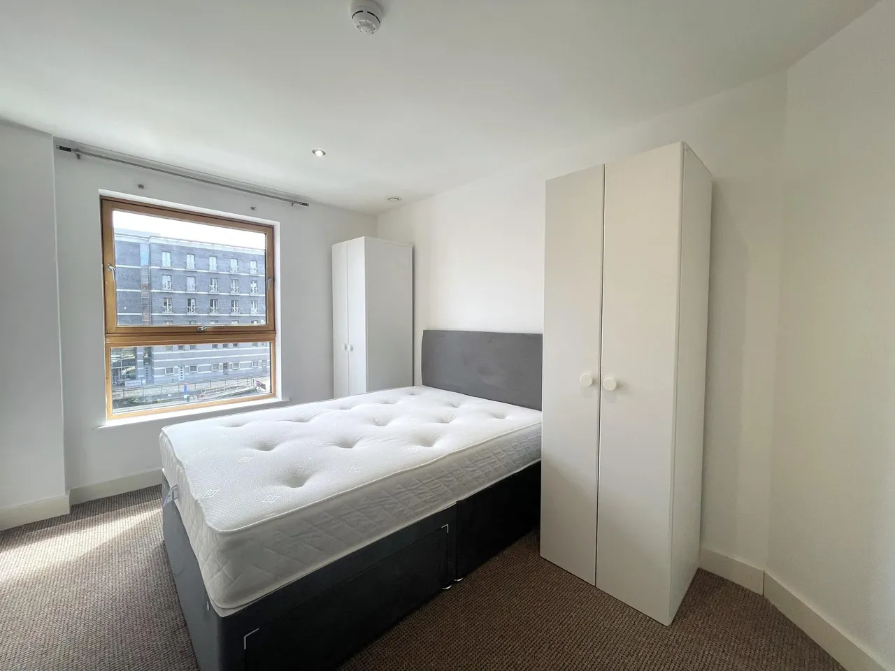 Mackenzie House, Chadwick Stre, LS10, photo 7