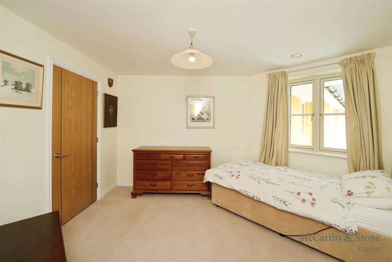 Barnhill Road, Chipping Sodbury, BS37, photo 5