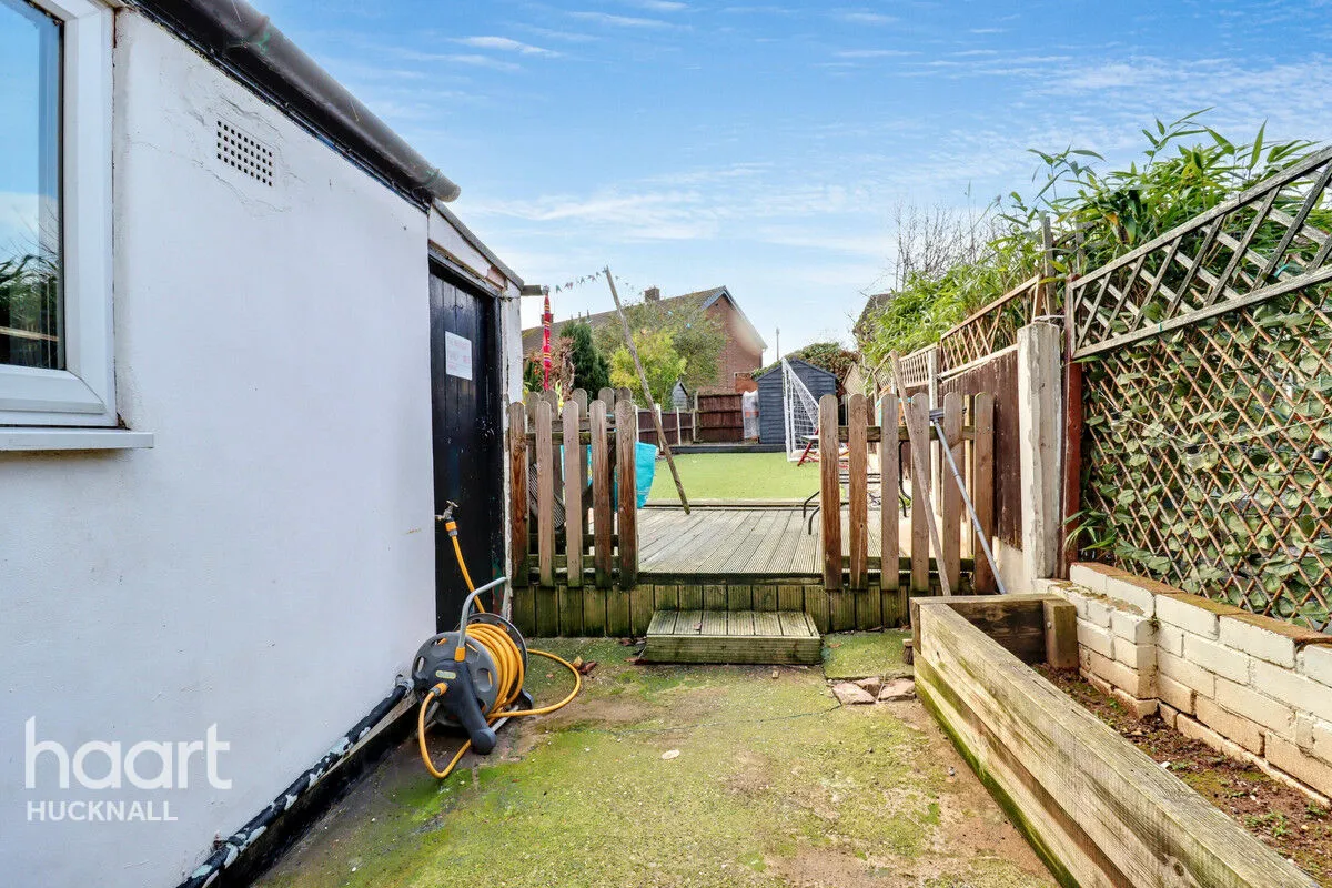 Portland Road, Nottingham, NG15, photo 17