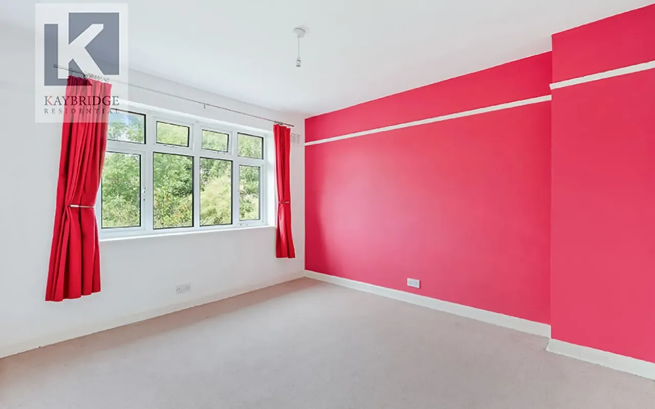 Cheshire Gardens, Chessington, KT9, photo 6