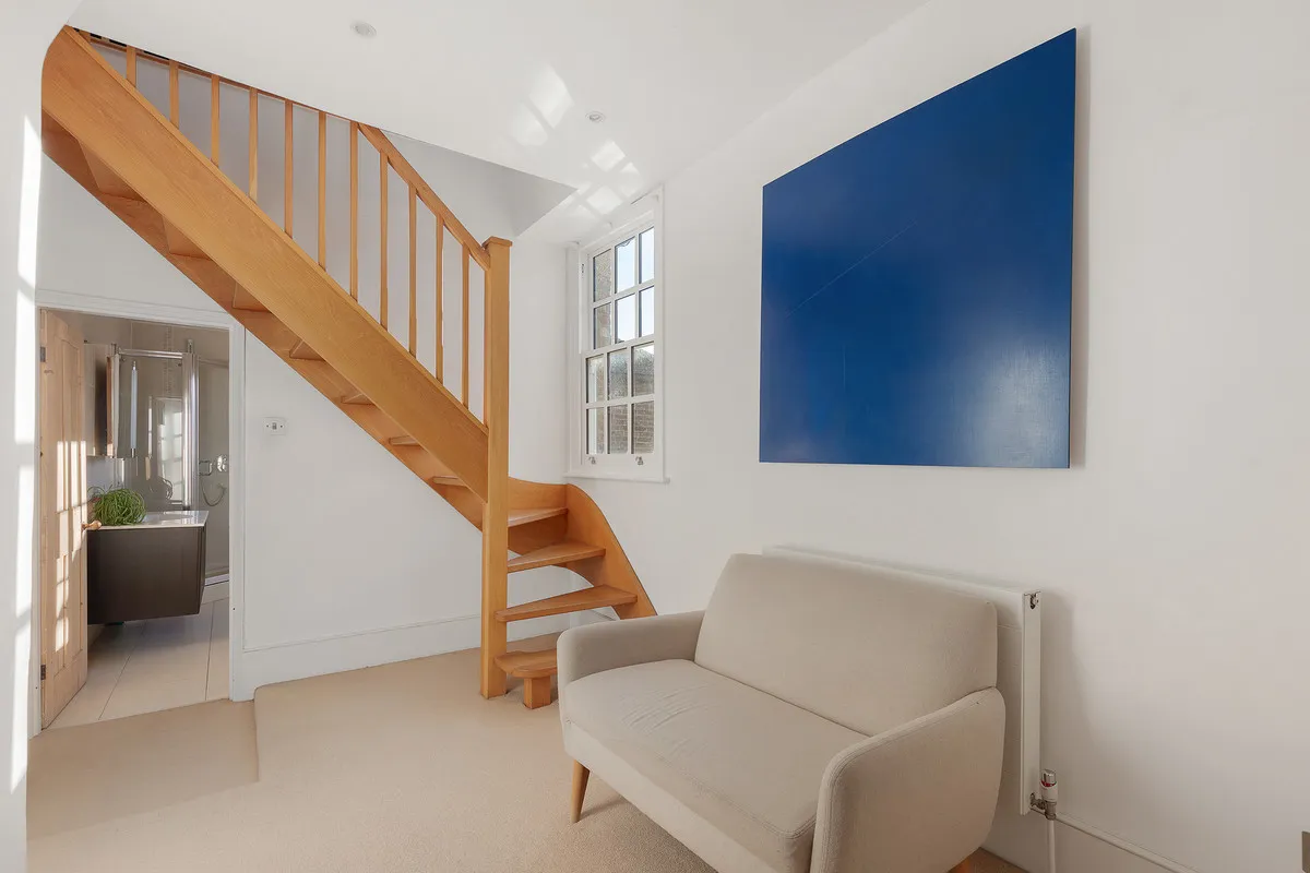 Green Street, Sunbury-On-Thames, TW16, photo 12