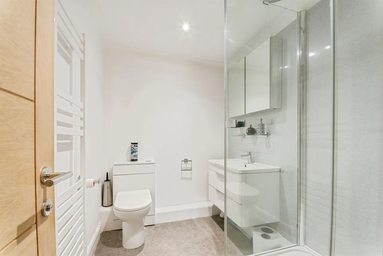 Malthouse Close, Ashbury, SN6, photo 14