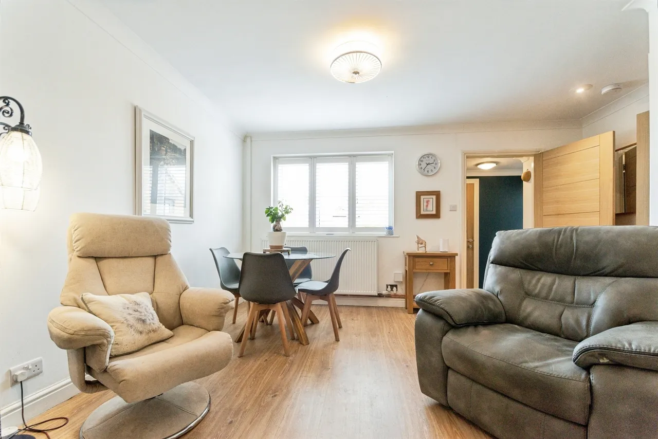 Malthouse Close, Ashbury, SN6, photo 8