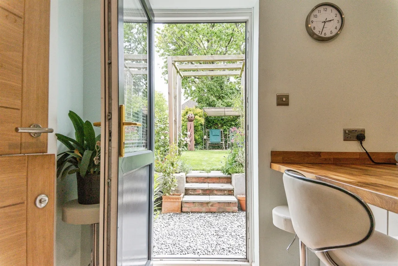 Malthouse Close, Ashbury, SN6, photo 9