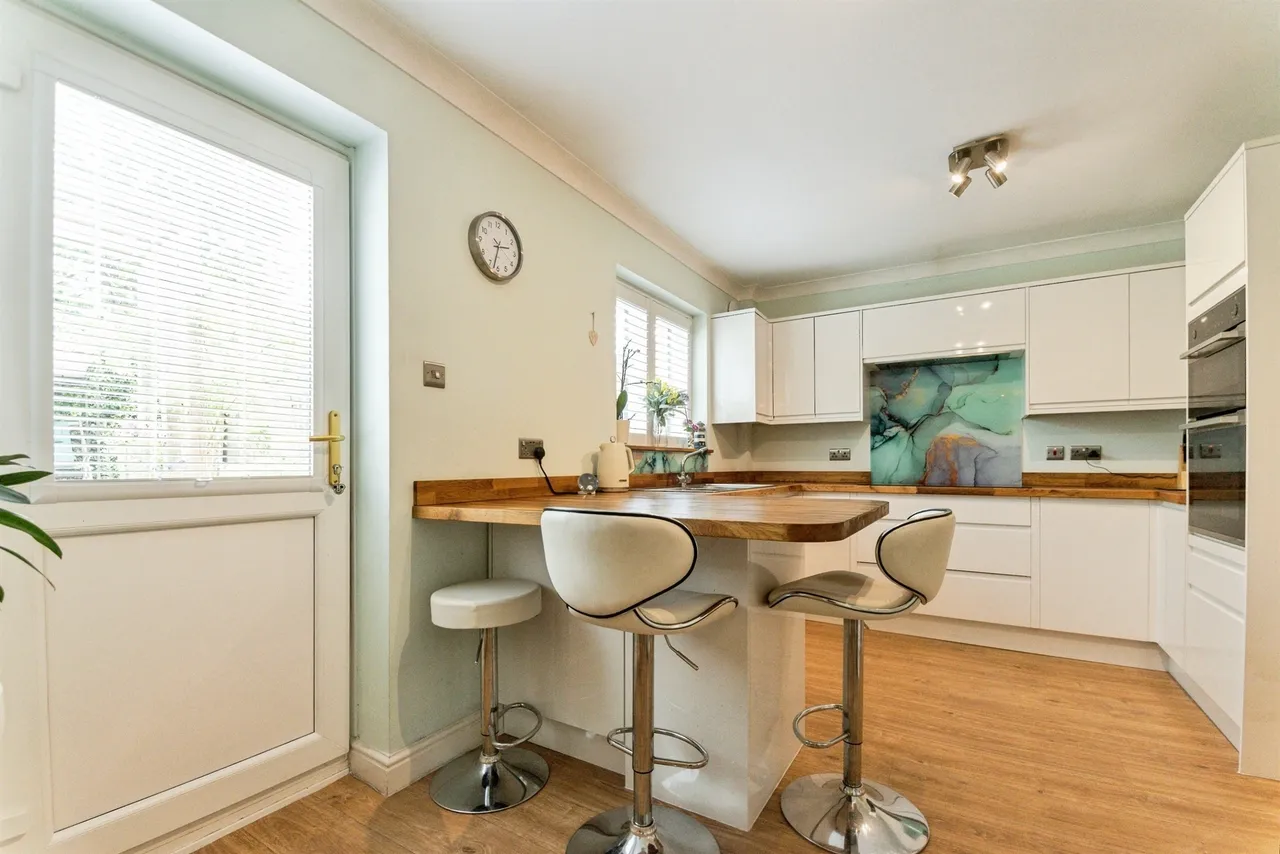 Malthouse Close, Ashbury, SN6, photo 7