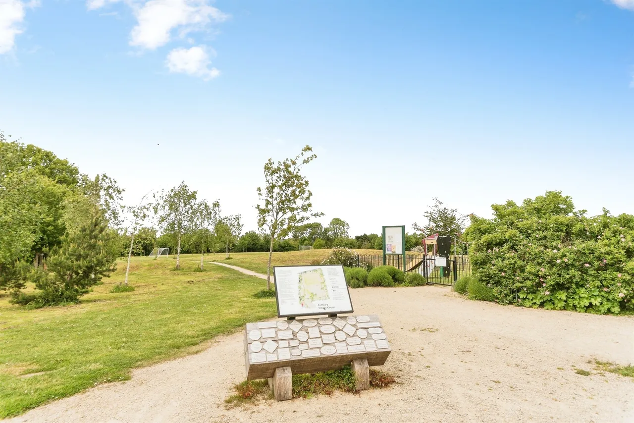 Malthouse Close, Ashbury, SN6, photo 19