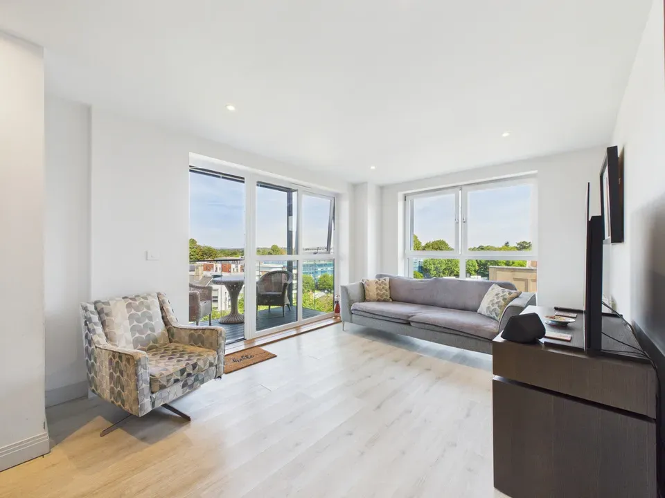 Worthing Road, Horsham, photo 11