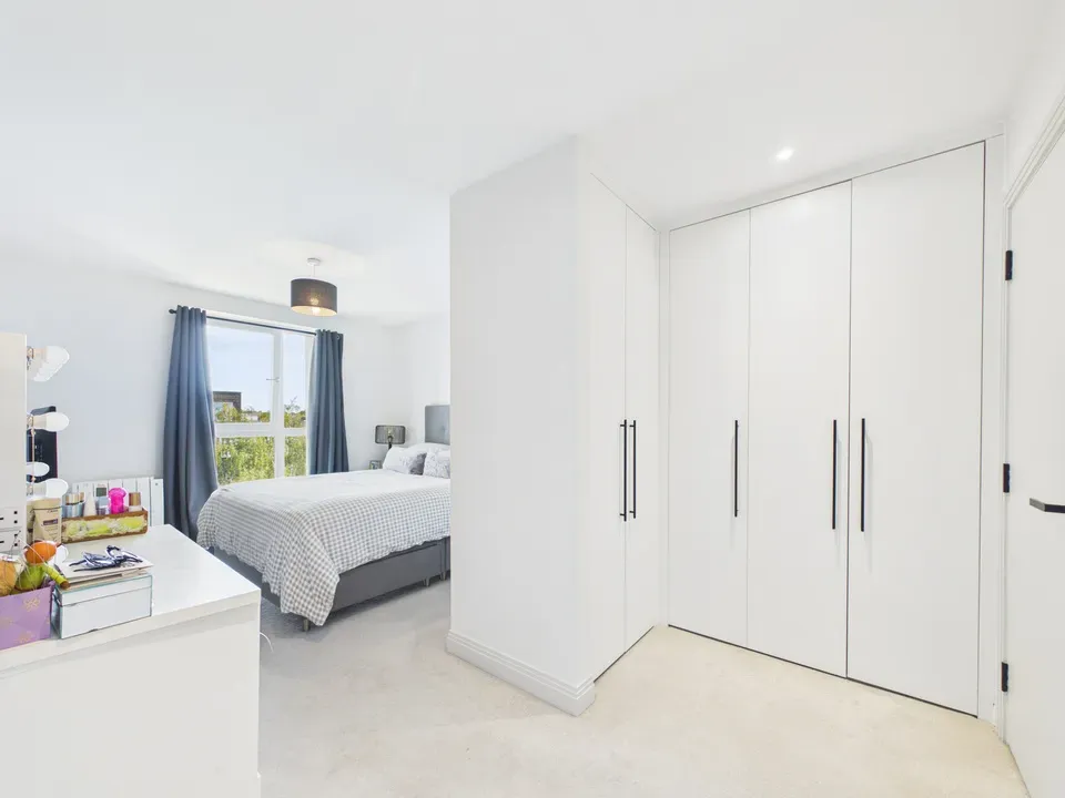 Worthing Road, Horsham, photo 6