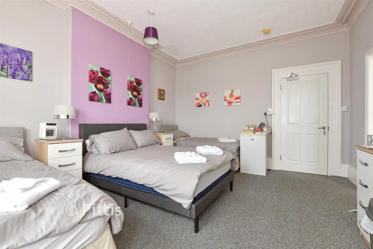 Leed Street, Sandown, PO36, photo 10