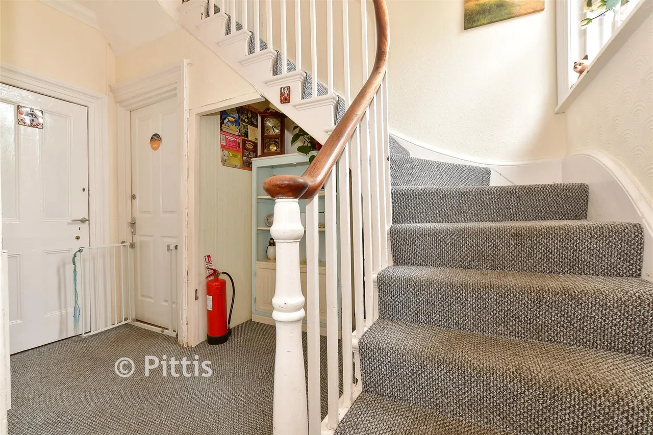Leed Street, Sandown, PO36, photo 8
