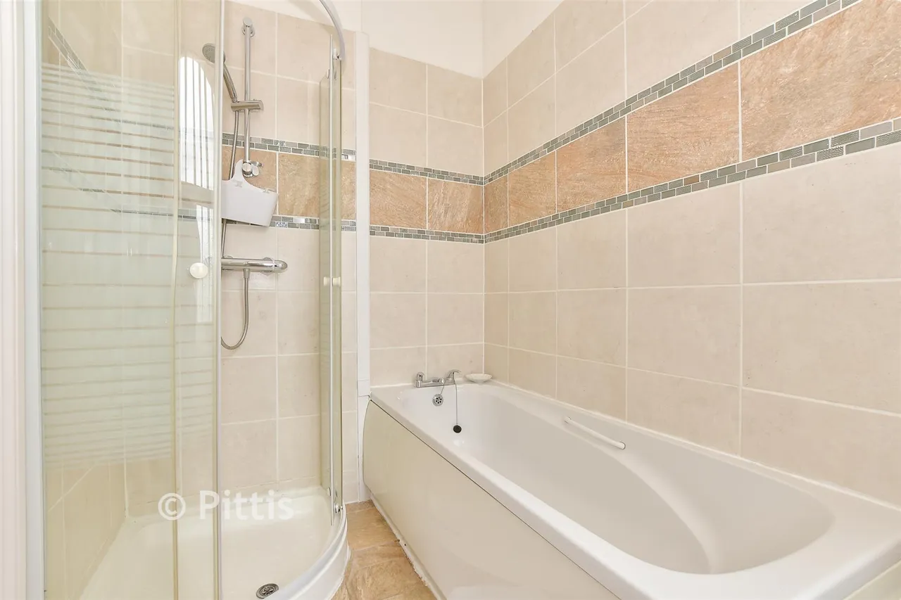 Leed Street, Sandown, PO36, photo 13