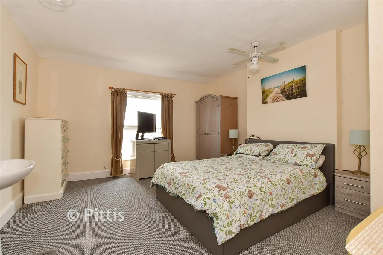 Leed Street, Sandown, PO36, photo 11
