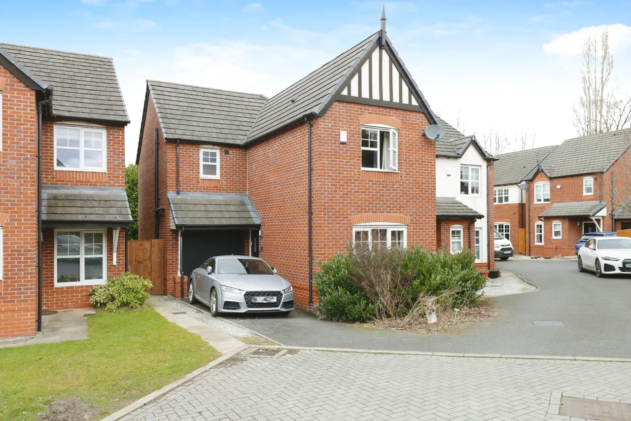 3 bed house for sale — Lomax Gardens, Cheadle Hulme, Cheadle, Greater Manchester, SK8
