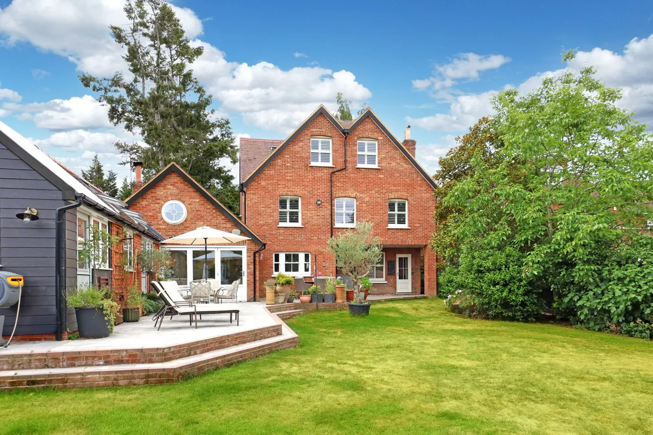 6 bed house for sale — Poyle Lane, Burnham, SL1