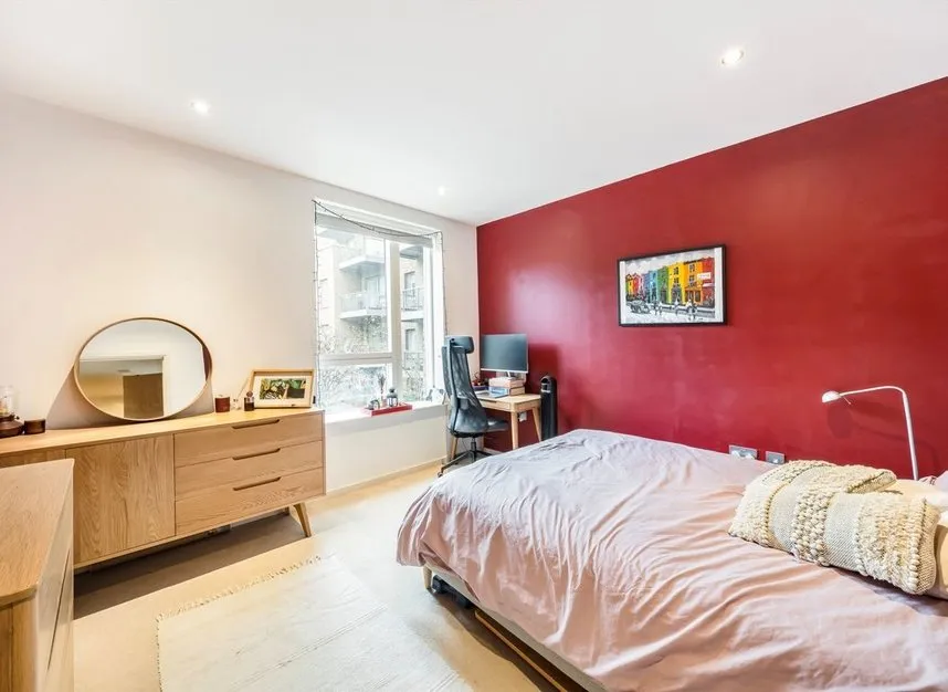 Miles Road, Hornsey, N8, photo 4