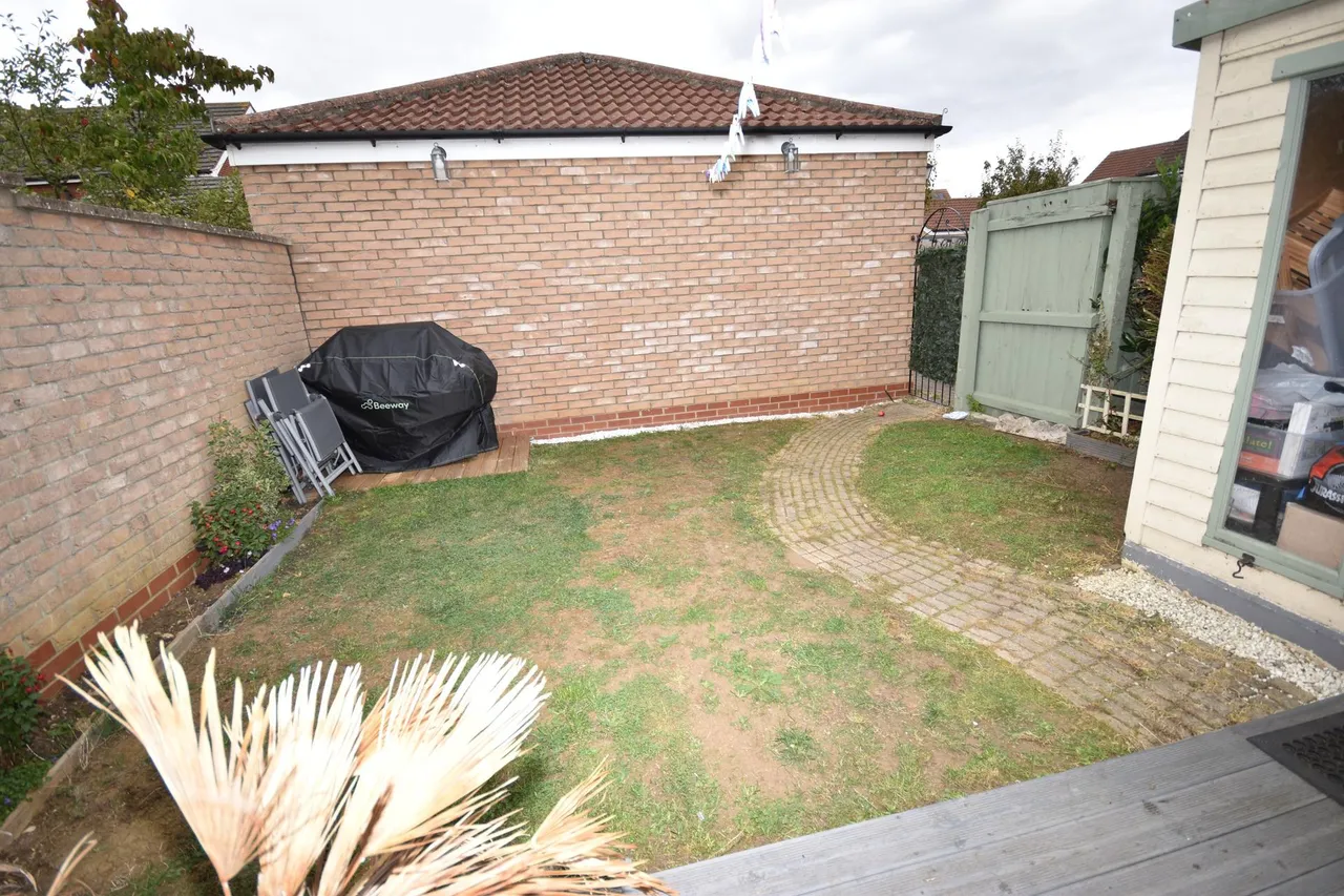 Spire View, Sleaford, NG34, photo 14