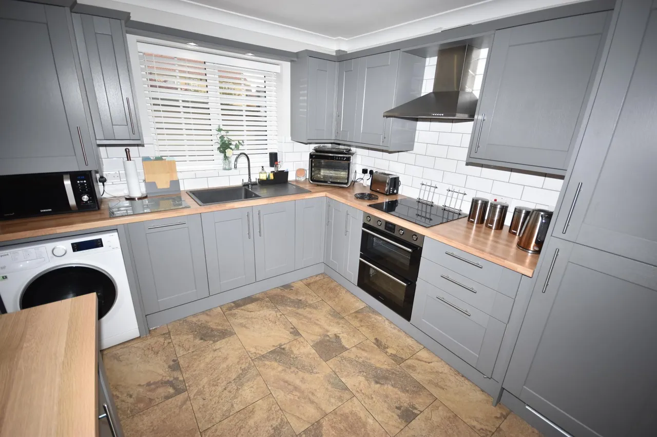 Spire View, Sleaford, NG34, photo 4