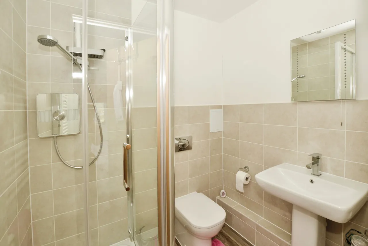 14 Nickolls Road, Hythe, photo 12