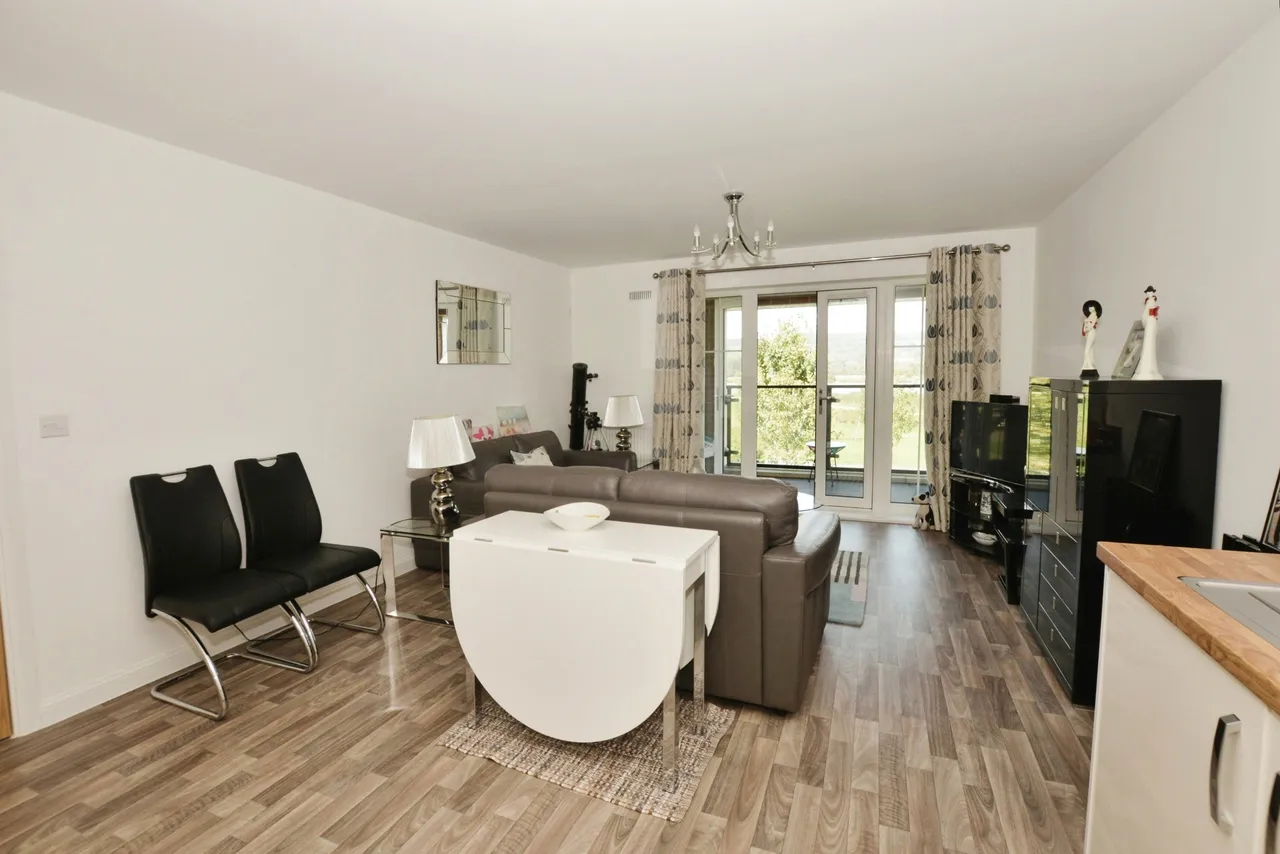 14 Nickolls Road, Hythe, photo 8