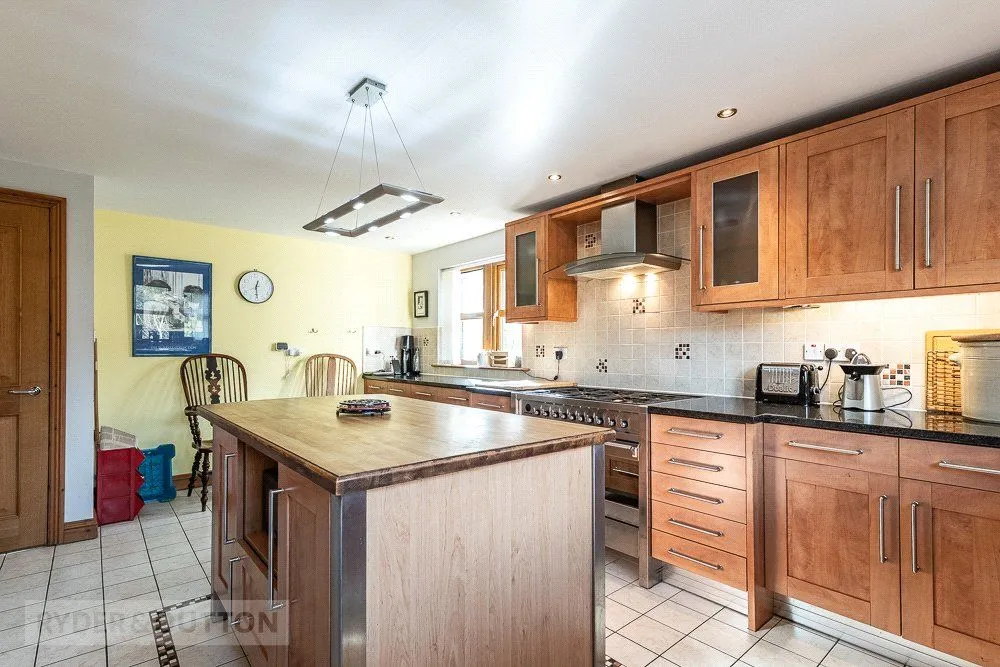 Millwright Close, Marsden, HD7, photo 10