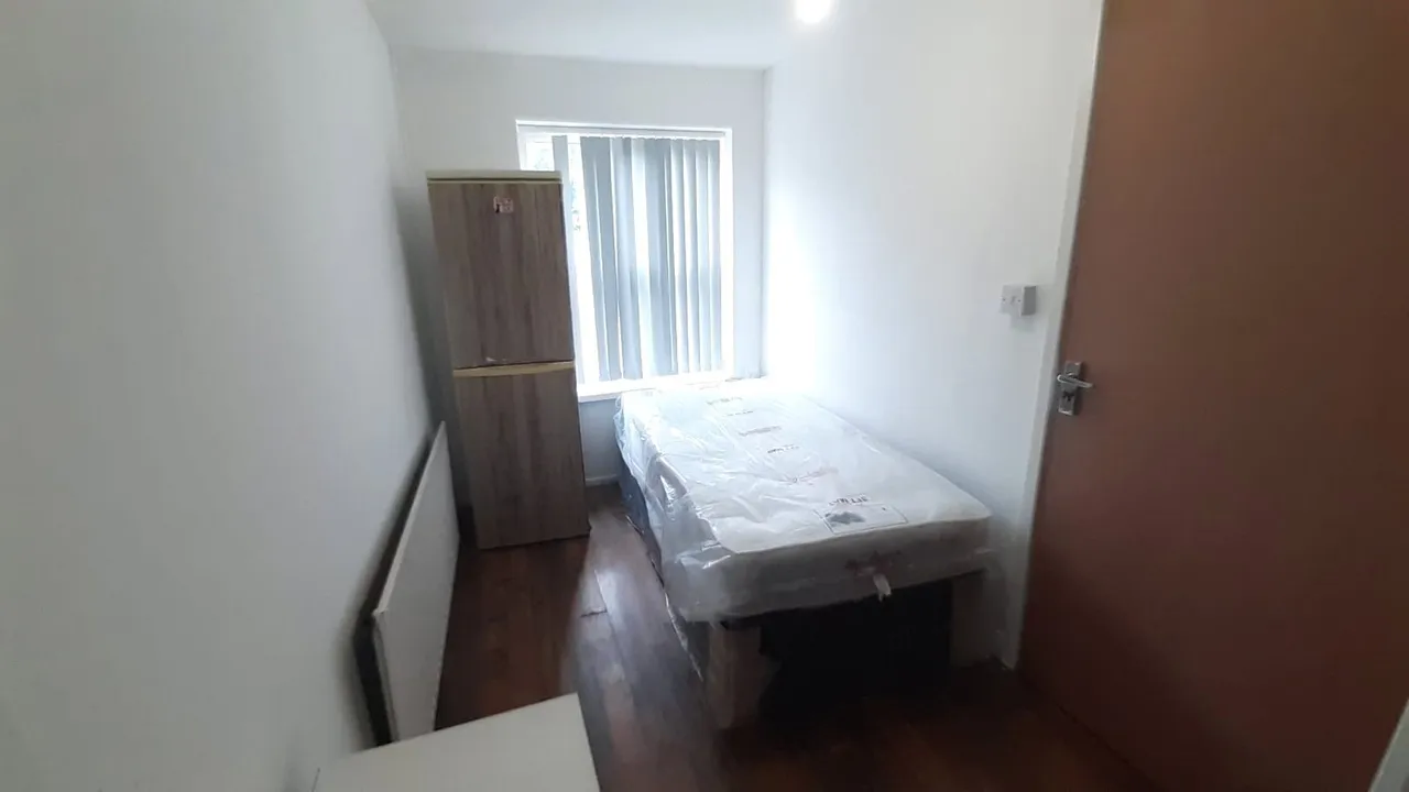 Siskin Drive, Birmingham, B12, photo 8