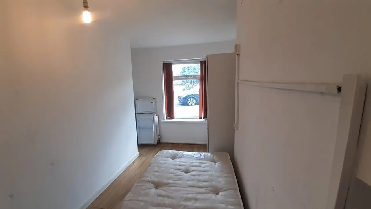Siskin Drive, Birmingham, B12, photo 14