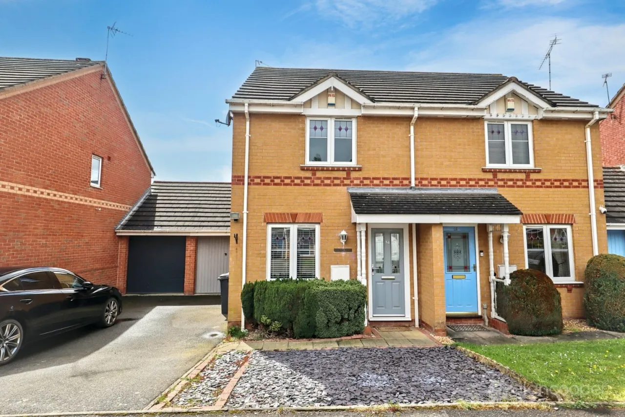 2 bed house for sale, Dartington Way, Maple Park, CV11