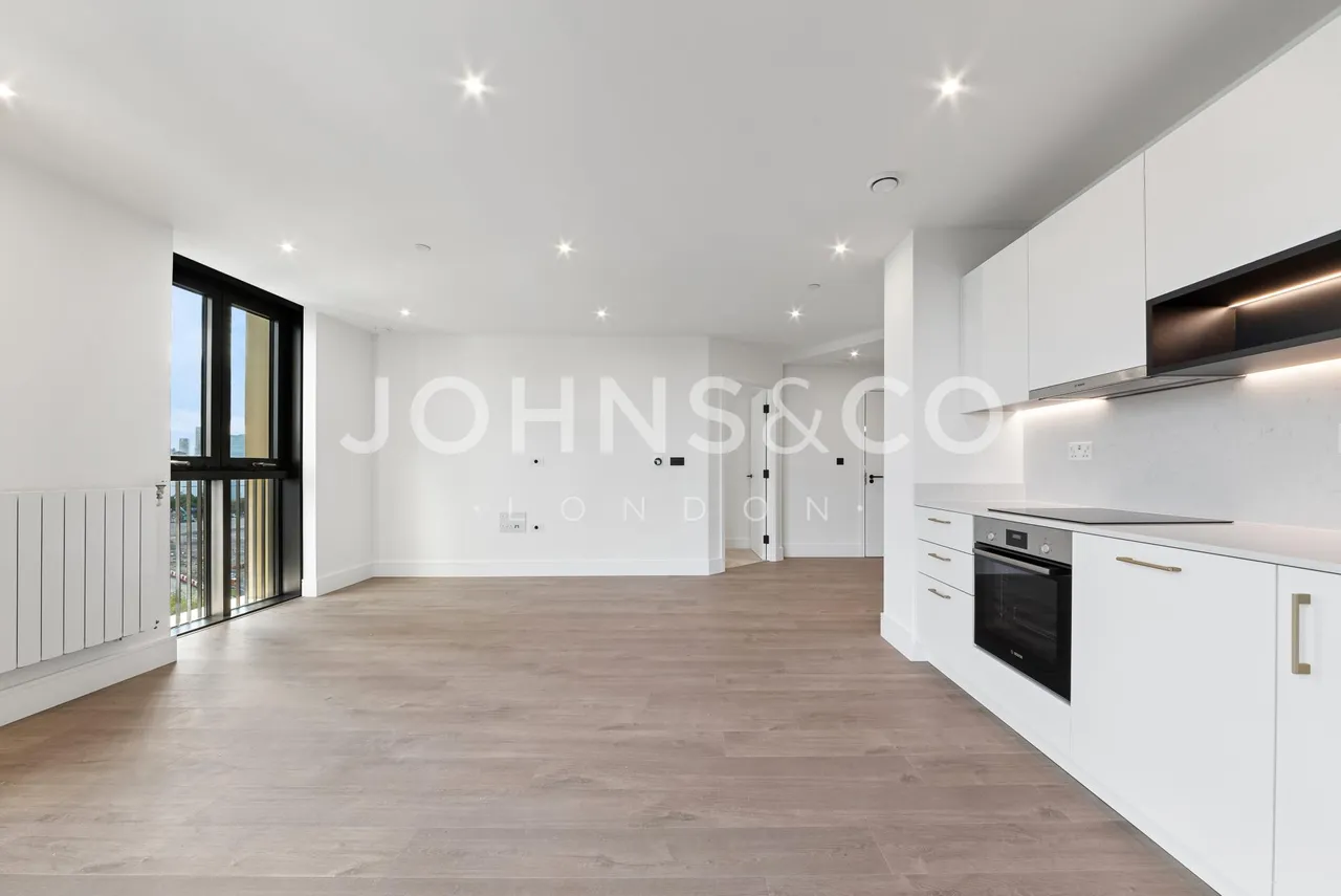 Redwood Tower, Twelve Trees Park, E16, photo 4