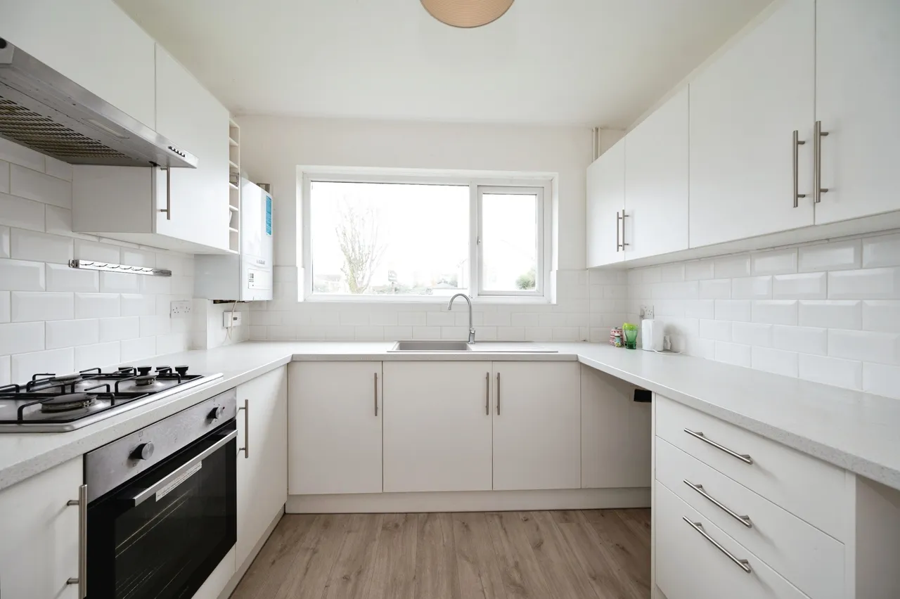 Itchenor Road, Hayling Island, PO11, photo 5