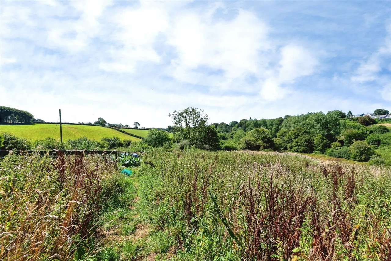 College Road, Camelford, PL32, photo 2