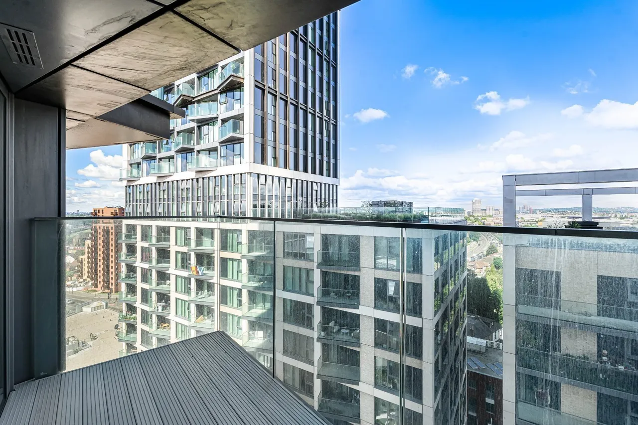 Portal Way, London, W3, photo 8