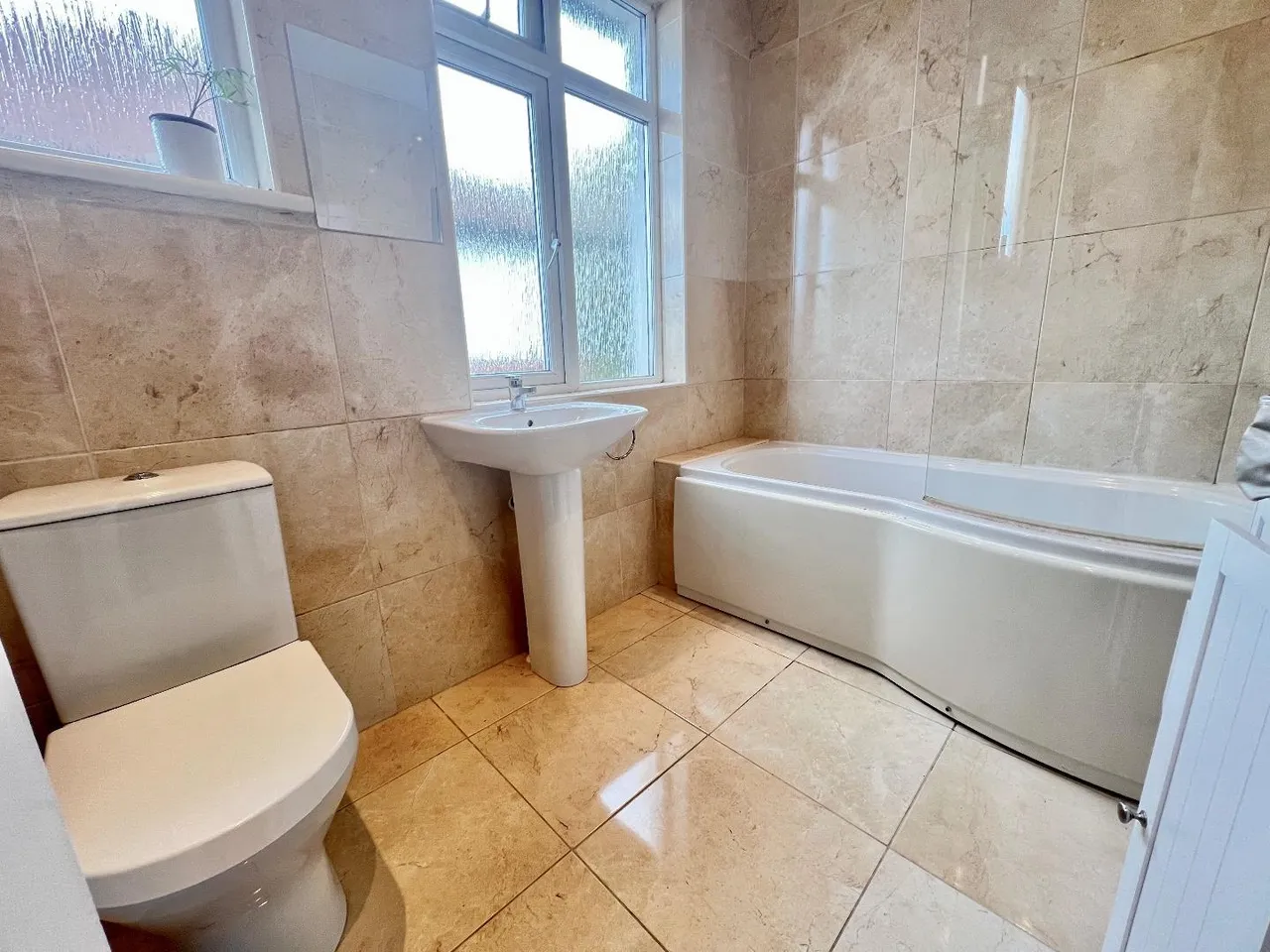 Ellam Avenue, Nevilles Cross, DH1, photo 13